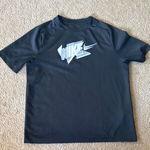 Nike Black Short-Sleeve Tee with White Graphic Logo